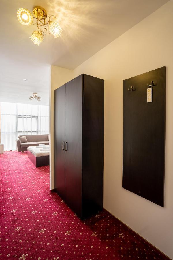 Hotel N Residence ทิมิชัวรา ภายนอก รูปภาพ