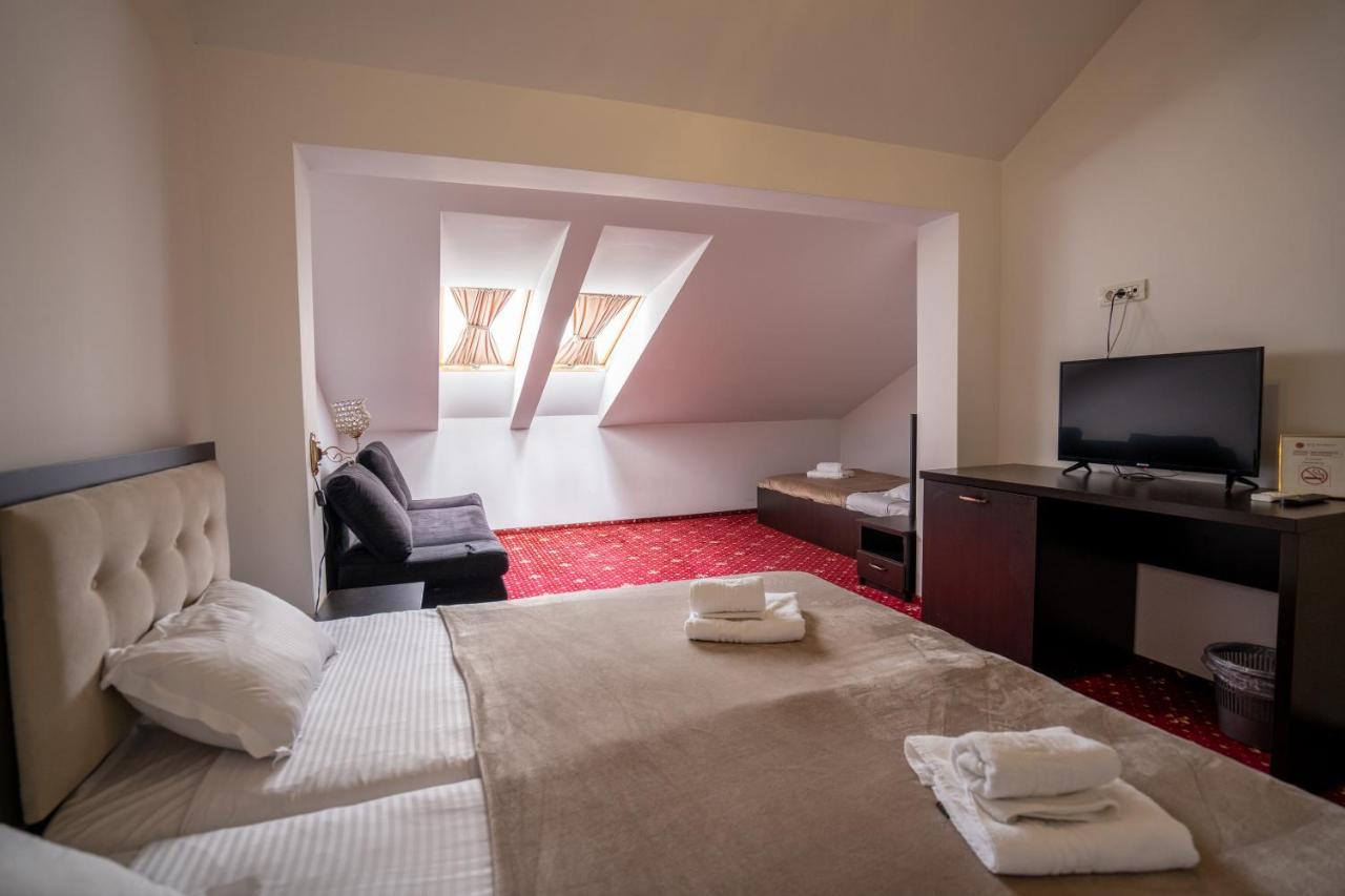 Hotel N Residence ทิมิชัวรา ภายนอก รูปภาพ