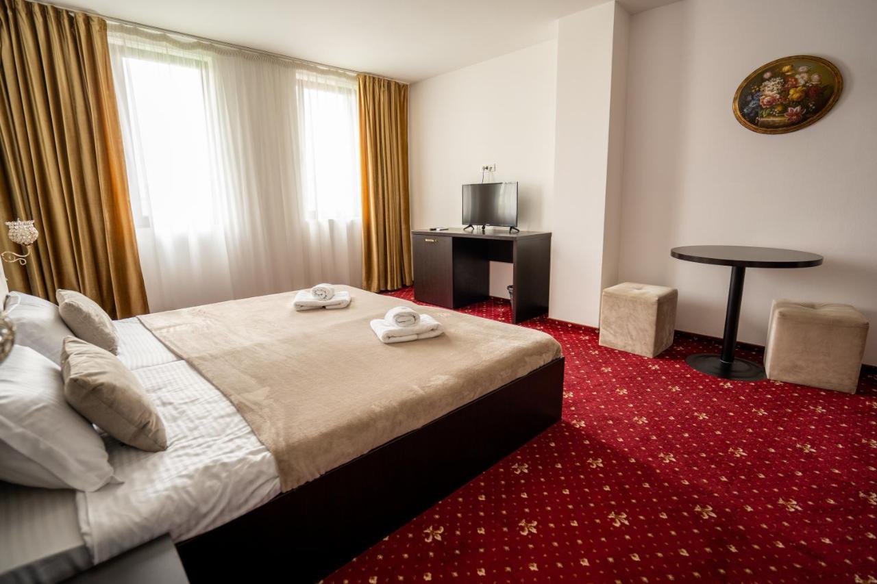 Hotel N Residence ทิมิชัวรา ภายนอก รูปภาพ