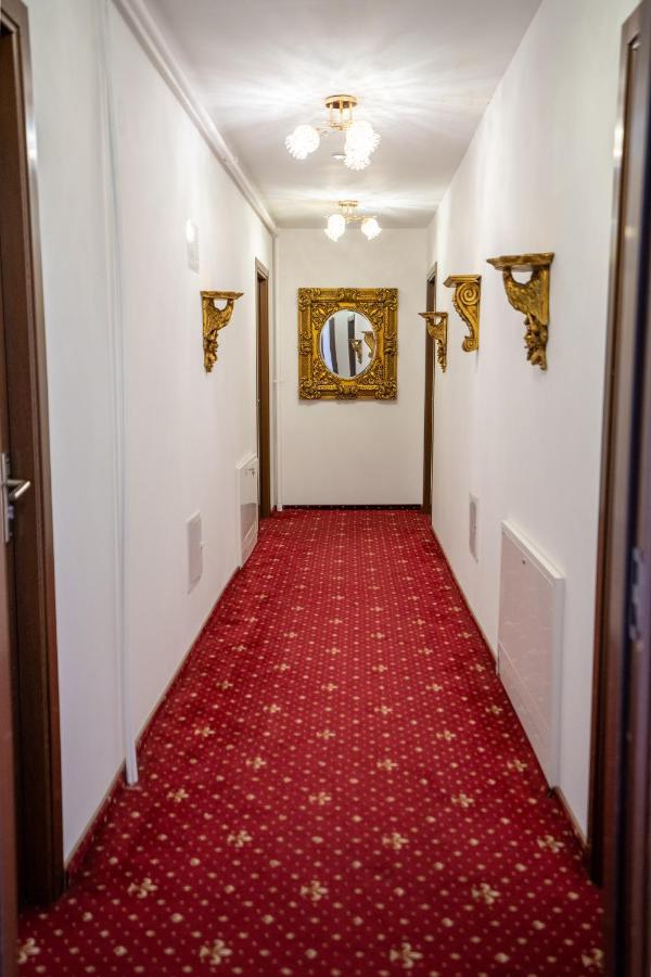 Hotel N Residence ทิมิชัวรา ภายนอก รูปภาพ